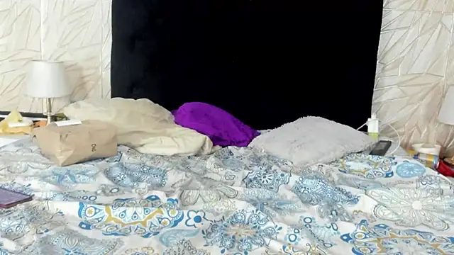 ChanelleJohnson_ live sex cam