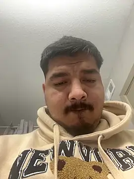 uli2bad live sex cam