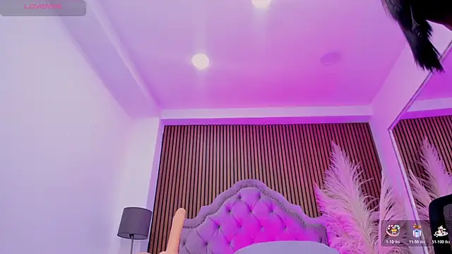 SelenaStonne's cam snapshot