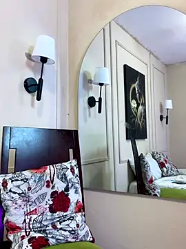 Ambersfoxx live sex cam