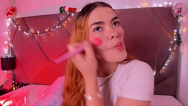 abby_murphy's cam snapshot