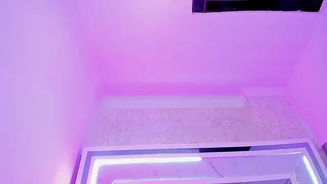 danaalamiri's cam snapshot