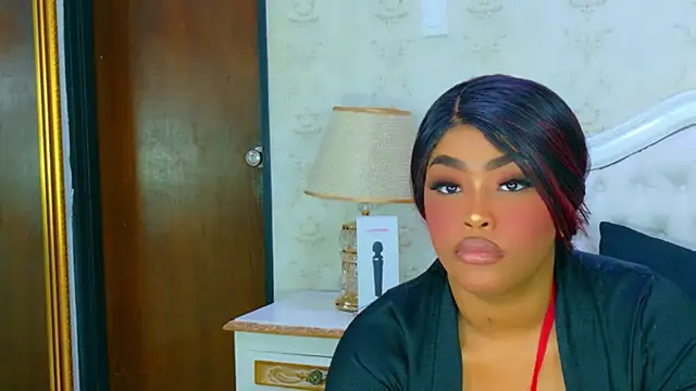 TianahGlow's cam snapshot