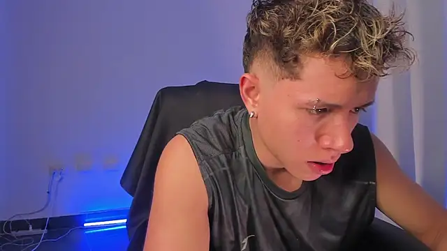 nathan_blake's cam snapshot