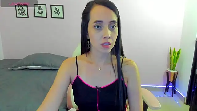 sophie_pazz's cam snapshot