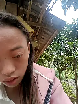 llomayy-love's cam snapshot