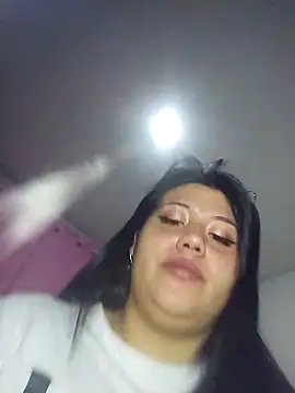 KATYGONZALEZ's cam snapshot