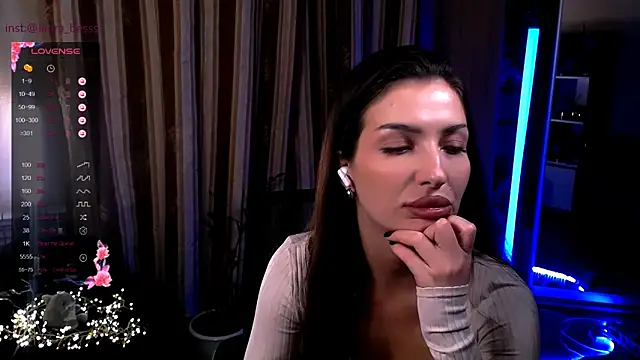 Laura_Bess's cam snapshot