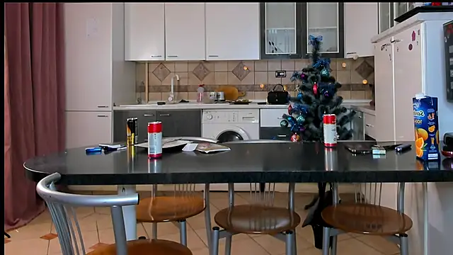 Cute_kitty-'s cam snapshot