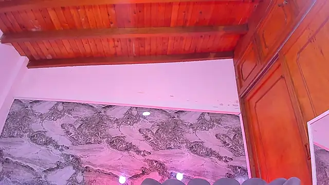 Ethan_thouse's cam snapshot