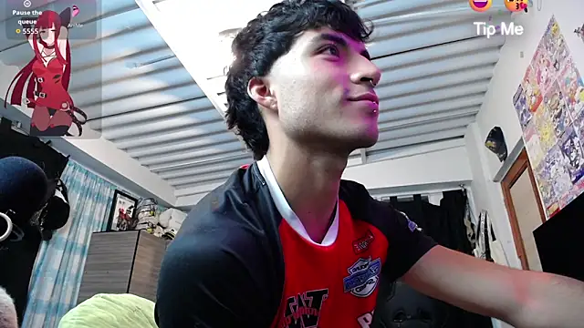 dylan_fun18's cam snapshot