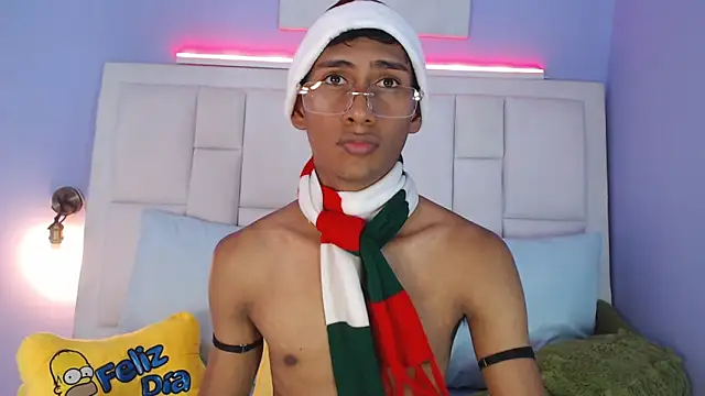 Nick_Collins18's cam snapshot