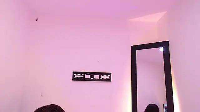 renataj's cam snapshot