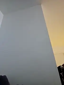 Uncutbj's cam snapshot