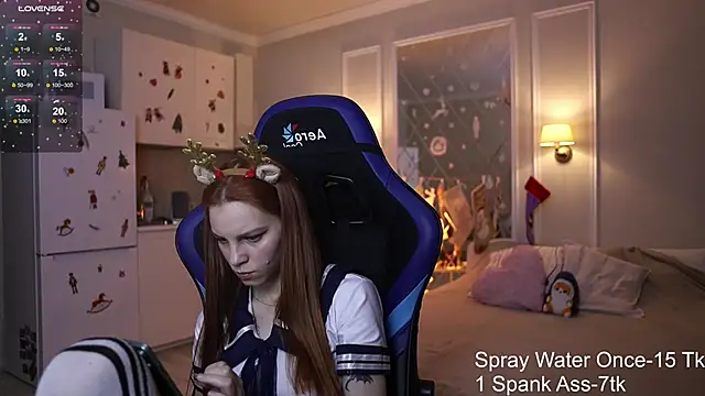 _alice_meyss_'s cam snapshot