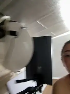 sweet_artemiis's cam snapshot