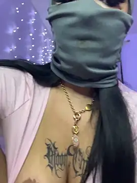 kamila_french live sex cam