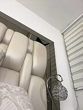 ALISSON_FOXXX1 live sex cam