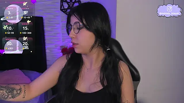 Melody_Black_'s cam snapshot