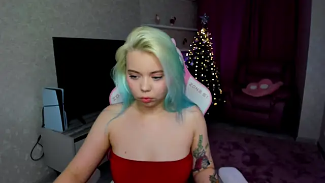 EnergyBunny_1's cam snapshot