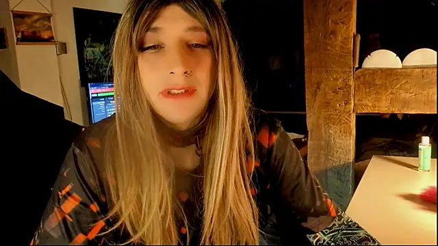 DYasmin69 live sex cam