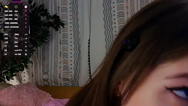 EmelySwickheimer live sex cam