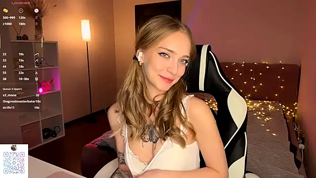 EvaPeace's cam snapshot