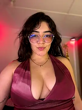 Lia_flowers's cam snapshot