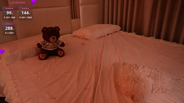 Lilly_Colins's cam snapshot