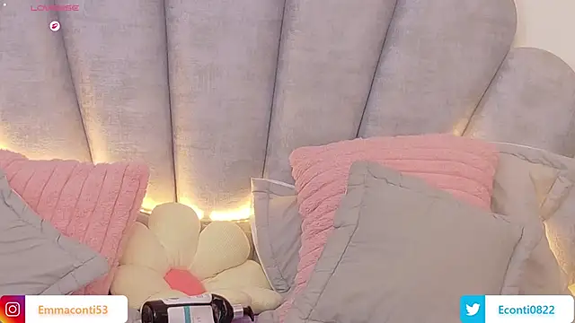 emma-conti2's cam snapshot