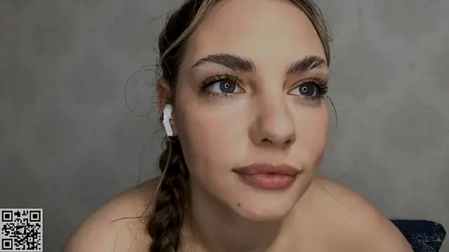 IlanaLafferty's cam snapshot