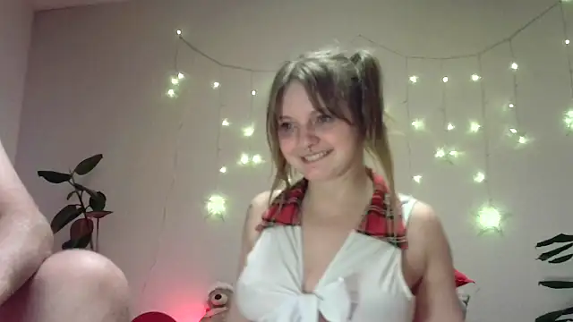MichelleVibes18 live sex cam