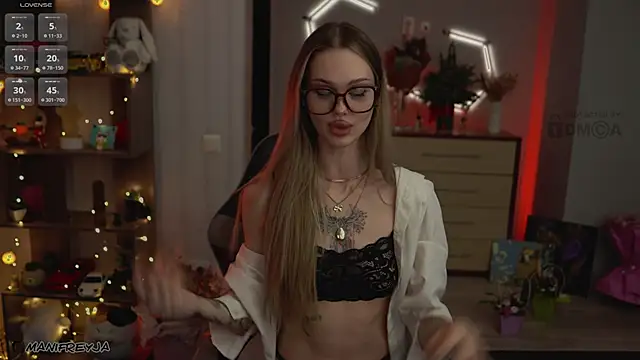 ManiFreyja's cam snapshot