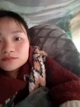 Lee-Thee live sex cam