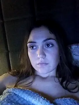 Ncfyv_ncyuhv's cam snapshot