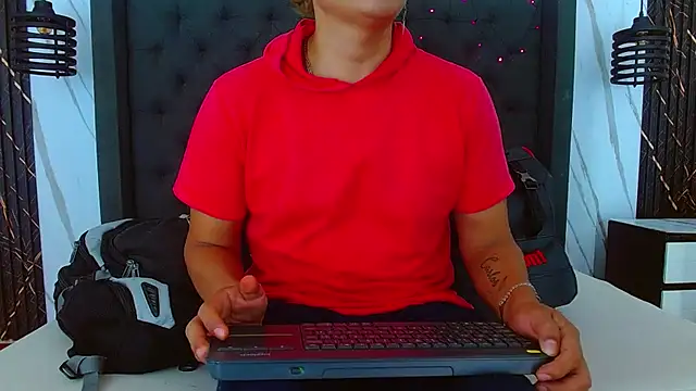 Hot_Latino_x live sex cam