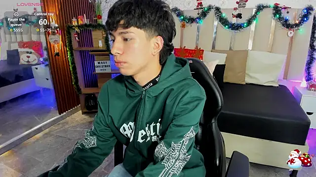 kaelwolf_tay live sex cam