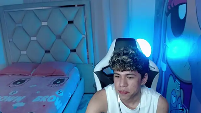 Big_boyss_ live sex cam