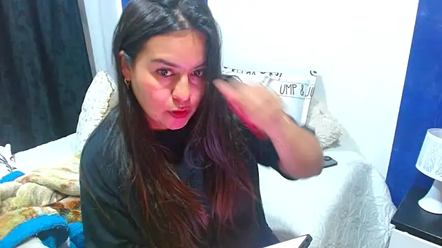 Ixchel_Anaid's cam snapshot