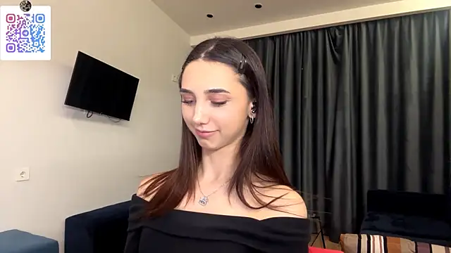 LinaMour's cam snapshot