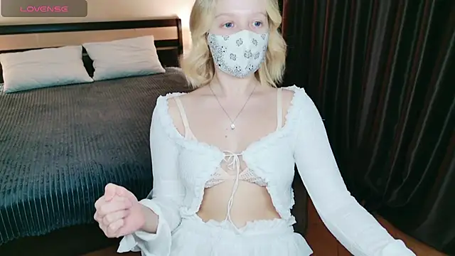 SummerPink's cam snapshot