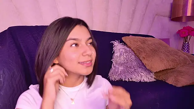 AlyssaRay's cam snapshot