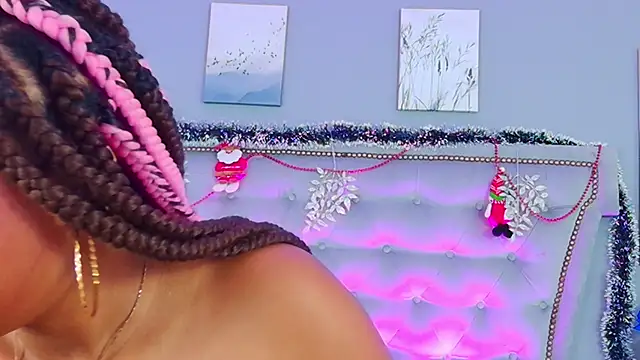 AngelaRoberts's cam snapshot