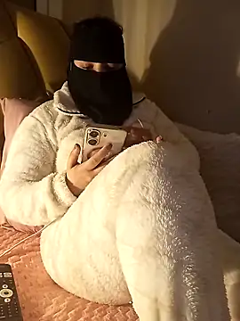 LONA-_-'s cam snapshot