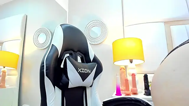 Sweet_Lucianaa's cam snapshot