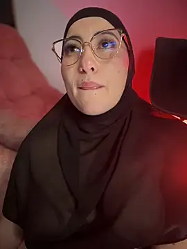 Badra_Abaid's cam snapshot