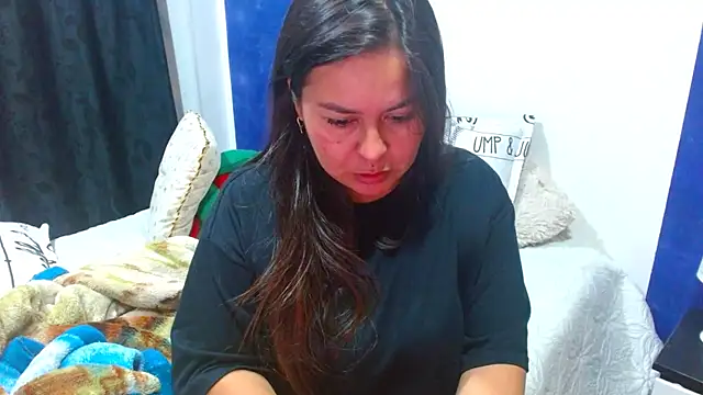 Ixchel_Anaid's cam snapshot