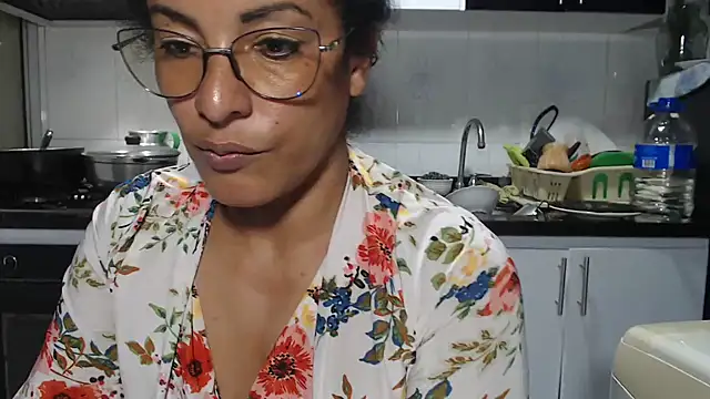 kateleyagrey's cam snapshot