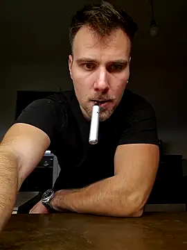 mrlyuis live sex cam