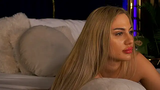 Chloe_GraceeX's cam snapshot